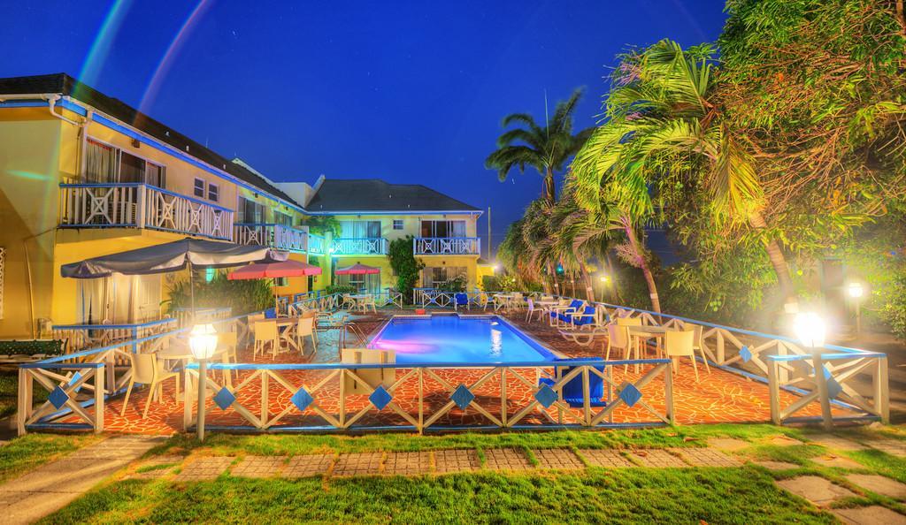 Anchorage Inn Dickenson Bay Dış mekan fotoğraf